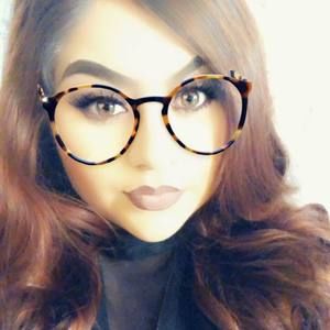 Meet your Posher, Isabel